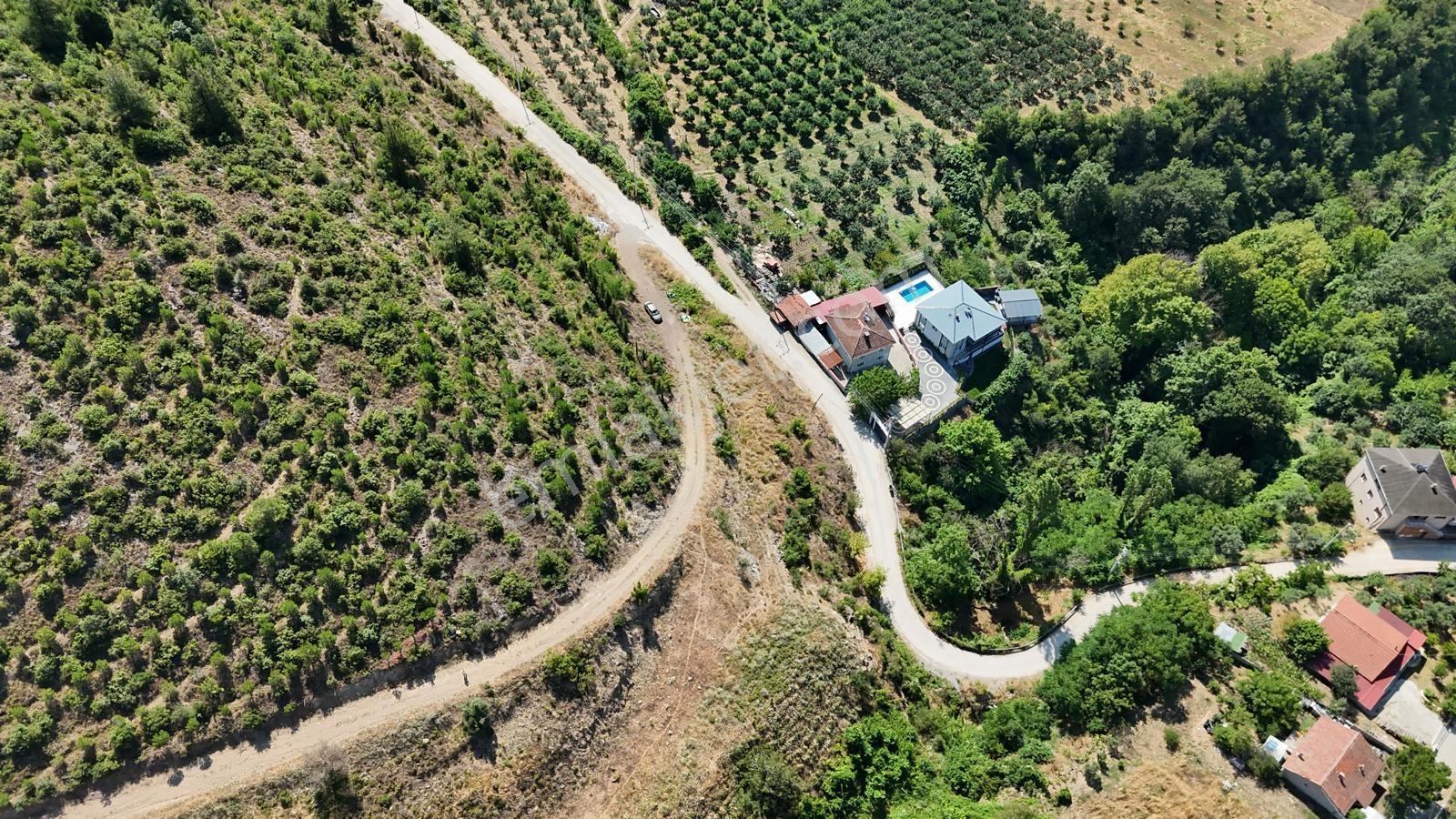 Remax Design Geyve Burhaniyede 2573 M2 İmarlı Arsa - Görsel 17