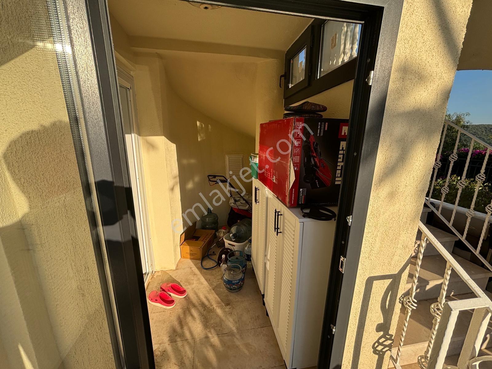 Bodrum Milas Boğaziçi Adabükü Tamamen Yenilenmiş Bahçe Katı - Görsel 32