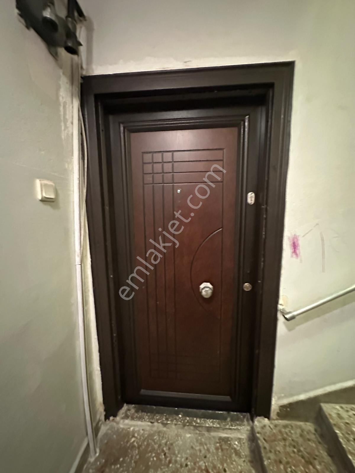 Altıparmak Hocahasan'da | Çift Balkonlu Ara Kat 2+1 Kiralık - Görsel 24