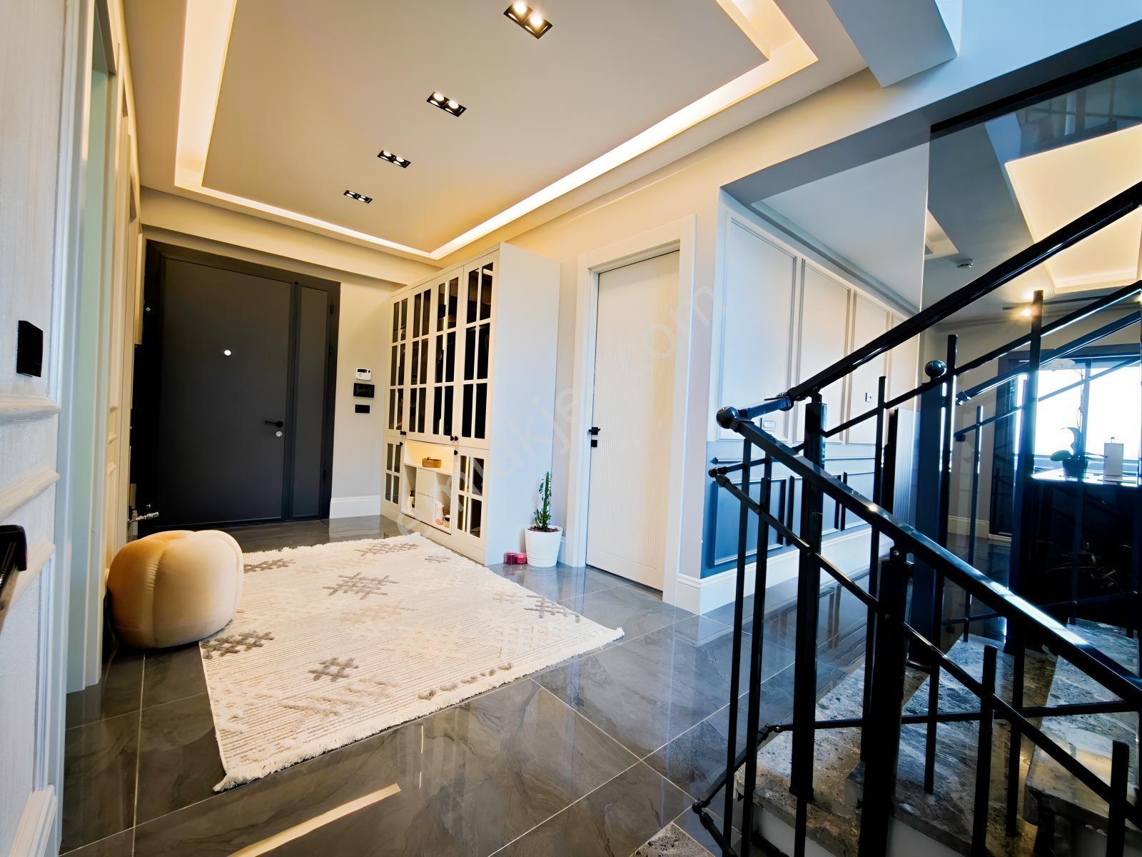 The Duru Team - Erkilet'te Şehir Ve Erciyes Manzaralı Lüks Villa - Görsel 14