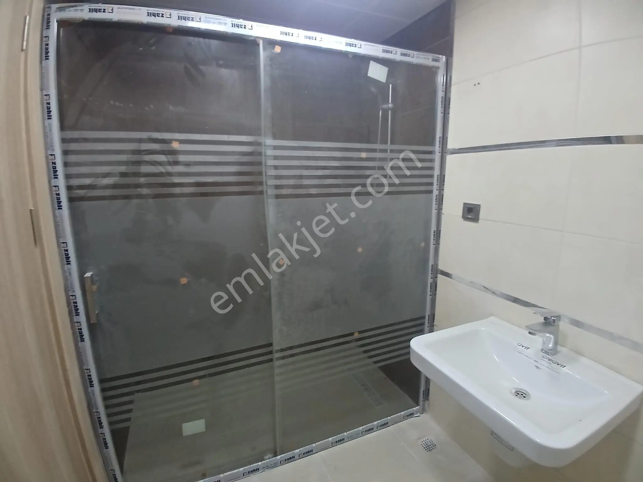 Adana Sarıçam Buruk Tokilerde Yola Yakın Otobüs Duraklarına Yakın Zemin Kat 2+1 Kiralık - Görsel 8