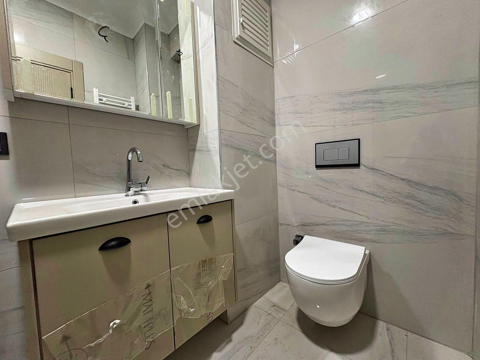 Aktif'ten Akçay Merkez'de Satılık Yaşam Kalitesini Yükselten Ön Cephe 2+1 Daire - Görsel 26