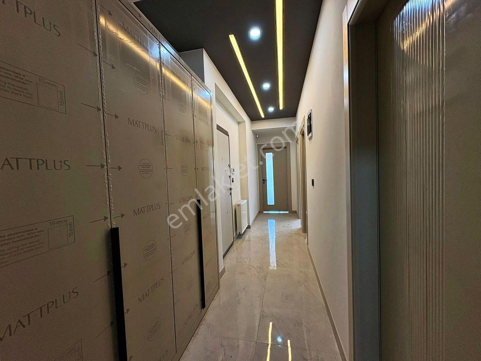 Aktif'ten Akçay Merkez'de Satılık Yaşam Kalitesini Yükselten Ön Cephe 2+1 Daire - Görsel 30