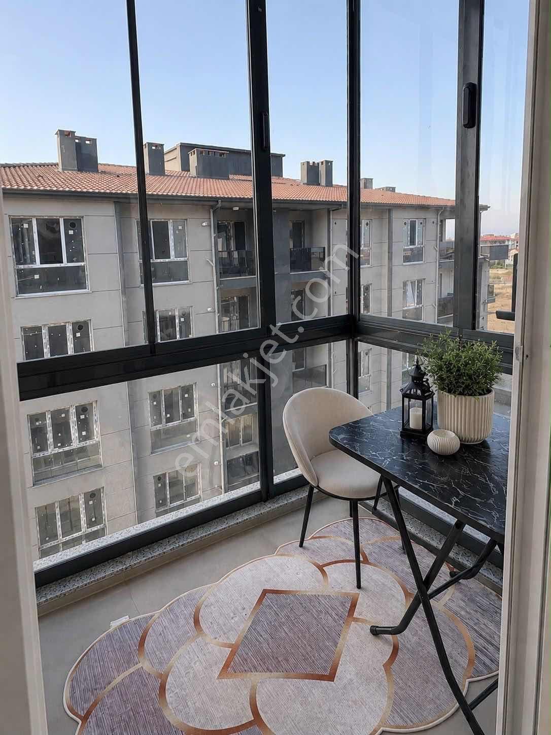Hatip Mahallesi Koza Rezidansta Satılık 1+1 Lüks Daire - Görsel 7
