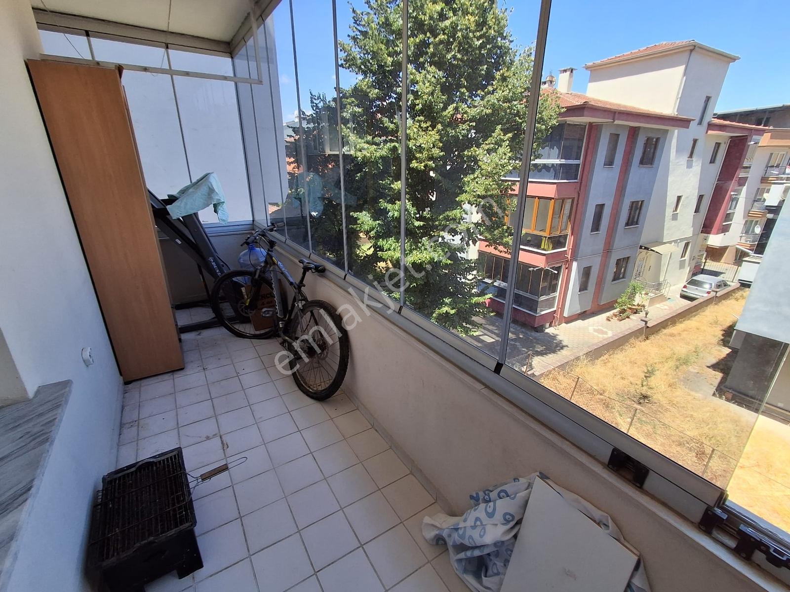 Balıkesir Paşaalanı Sıtkı Yırcalı Caddesi Üzerinde Kiralık Daire - Görsel 28