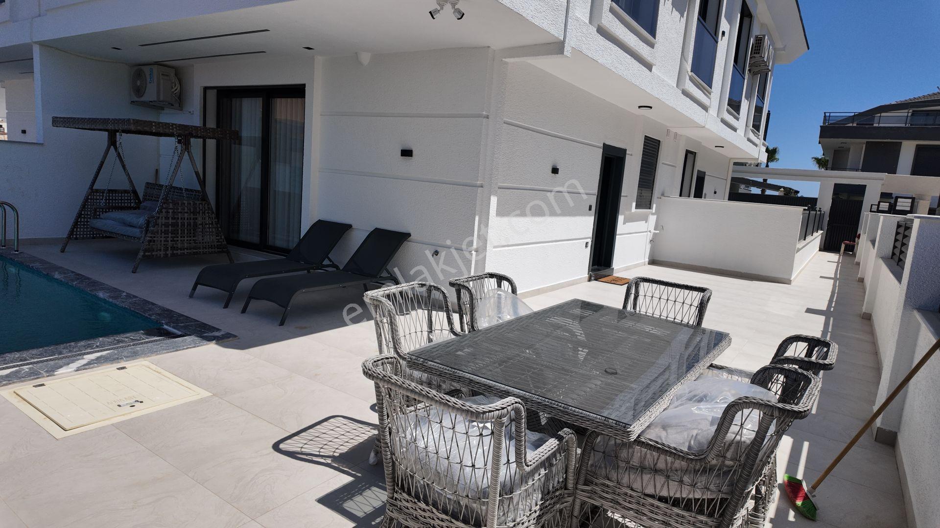 Didim Efeler Mahallesi'nde 3+1 Müstakil Havuzlu Satılık Villa - Görsel 35