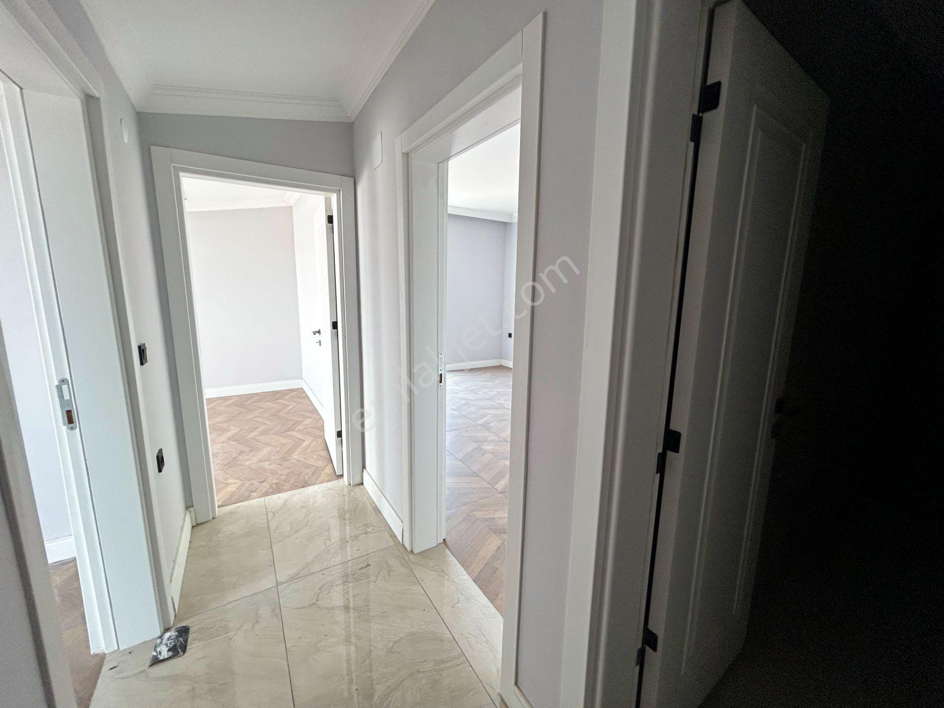 Karamürsel Salı Pazarı Satılık 3+1 Teraslı Çatı Dubleks Daire - Görsel 17