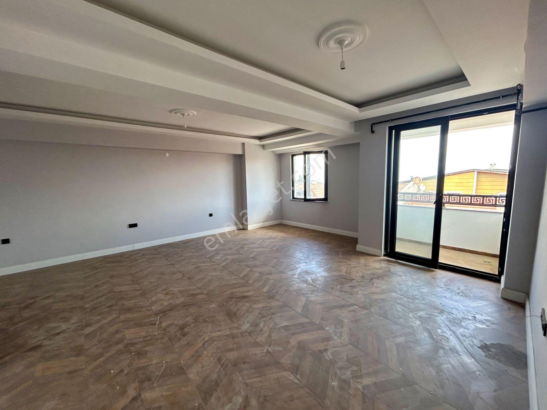 Karamürsel Salı Pazarı Satılık 3+1 Teraslı Çatı Dubleks Daire - Görsel 2