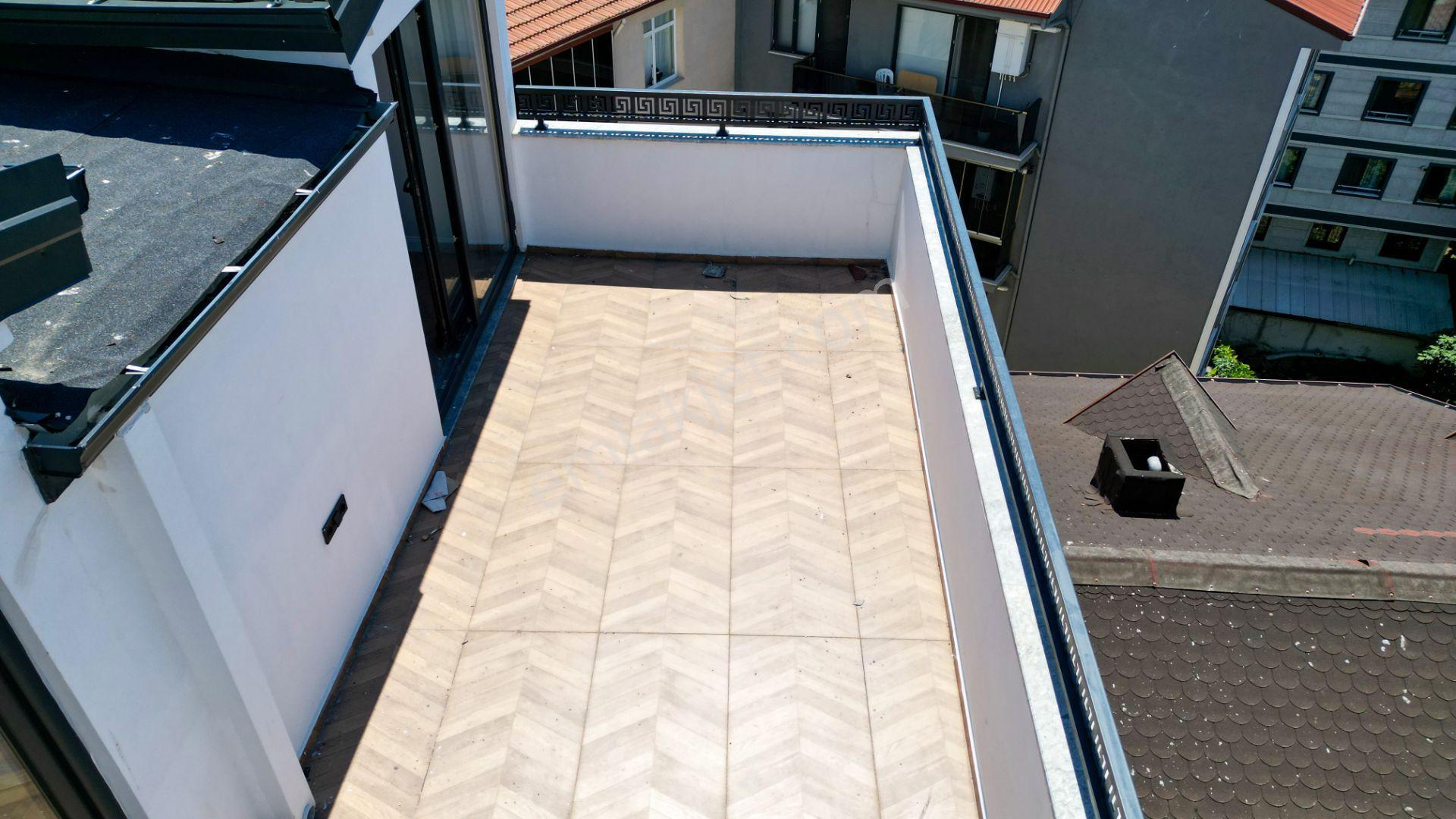 Karamürsel Salı Pazarı Satılık 3+1 Teraslı Çatı Dubleks Daire - Görsel 27