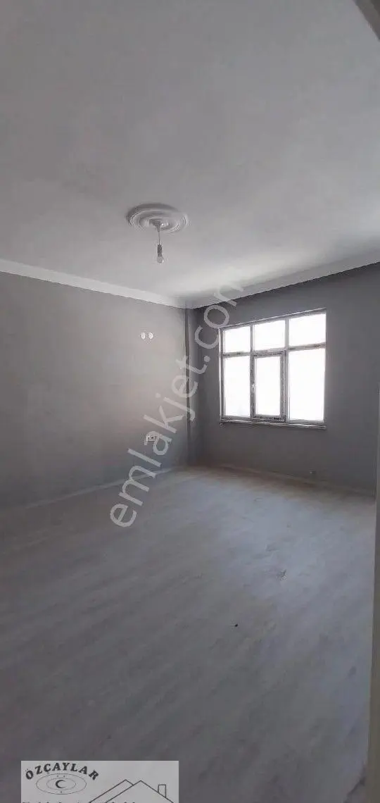 Satılık İçi Yapılı 2+1 Daire Fevzi Çakmak Mahallesi - Görsel 4