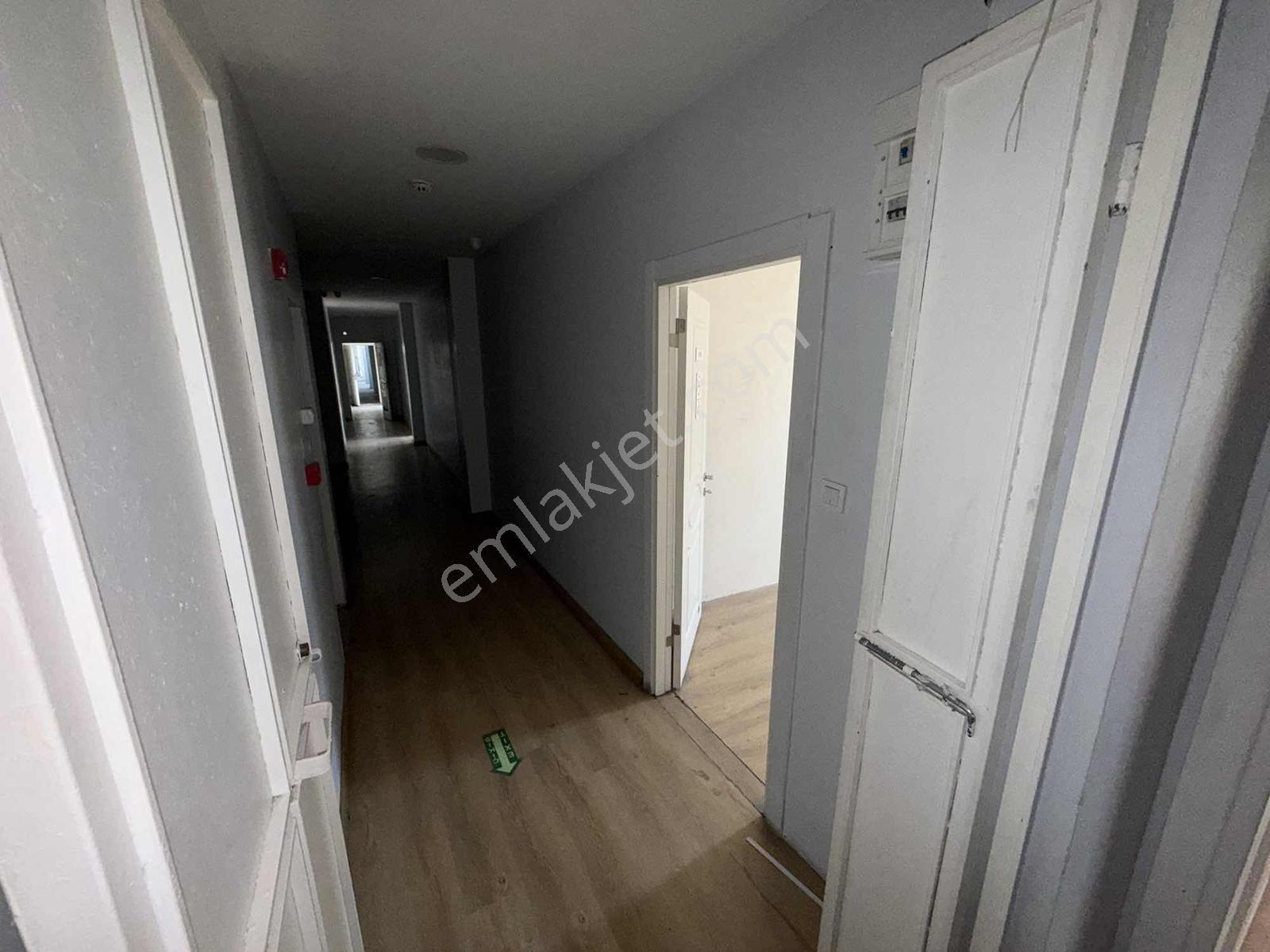 Kiralık Arnavutköy Merkezde 1760m² Üretim Tesisi - Görsel 35