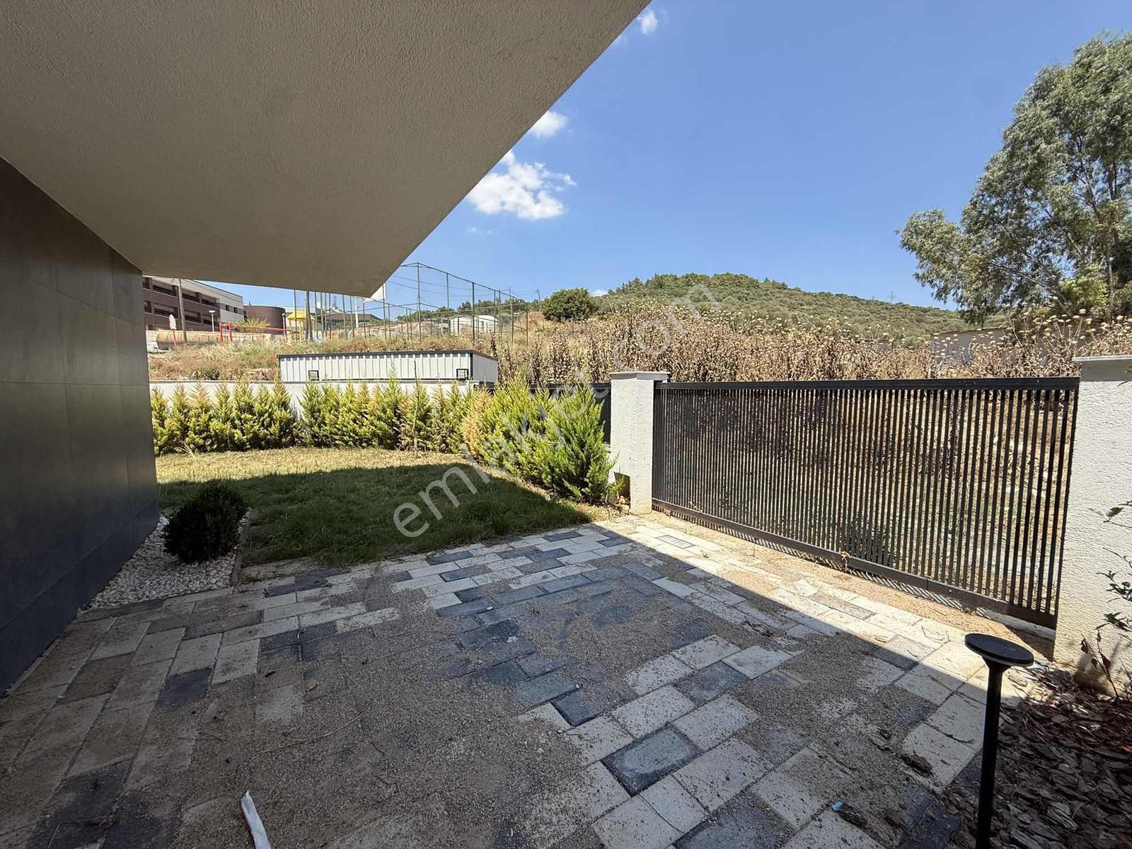 Kuşadası Girişinde 4+1 Özel Havuzlu Tek Müstakil Satılık Villa - Görsel 11