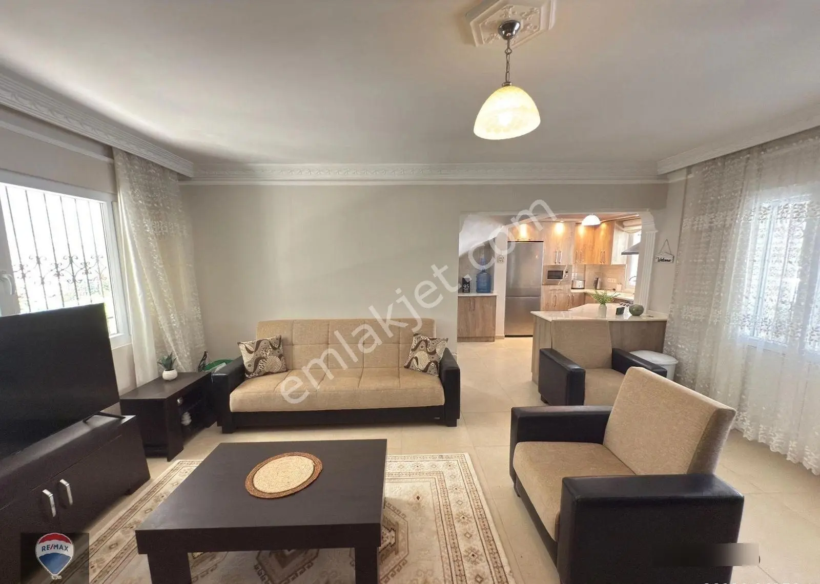 Kuşadası Soğucak Deniz Yıldızı Sitesi'nde Satılık 5+1 Villa - Görsel 2