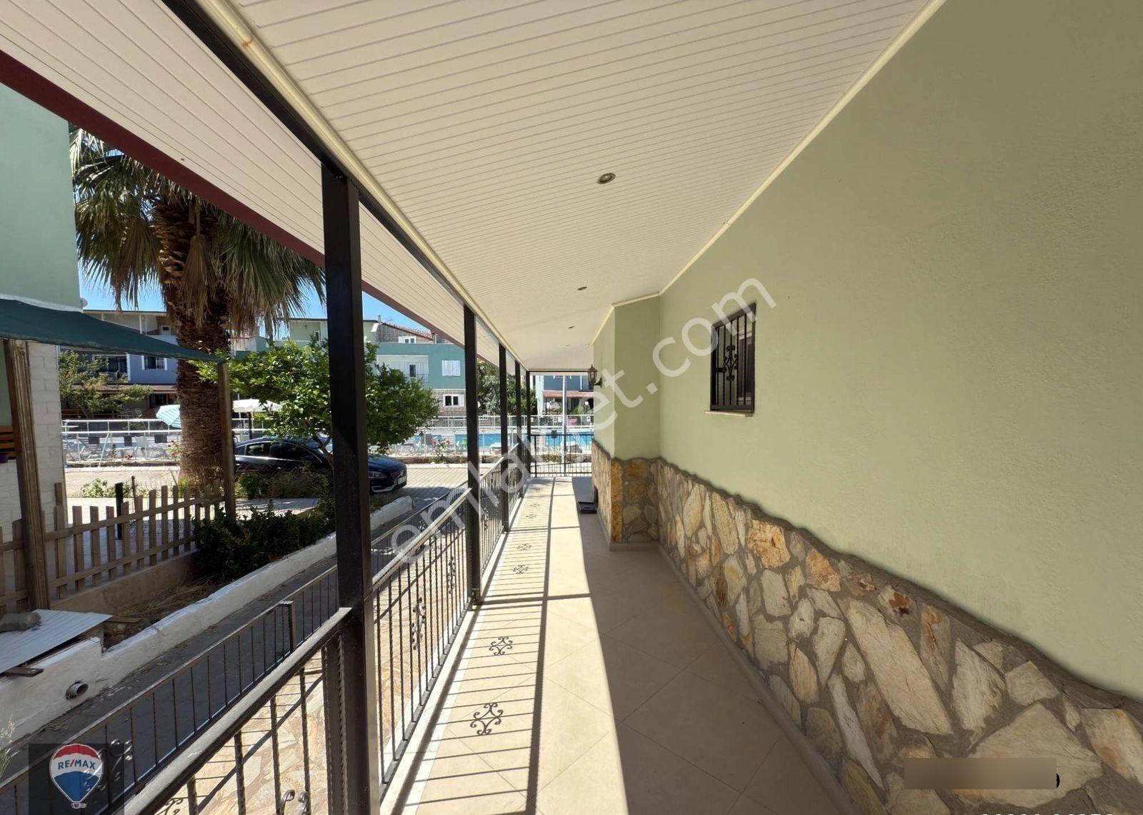 Kuşadası Soğucak Deniz Yıldızı Sitesi'nde Satılık 5+1 Villa - Görsel 8