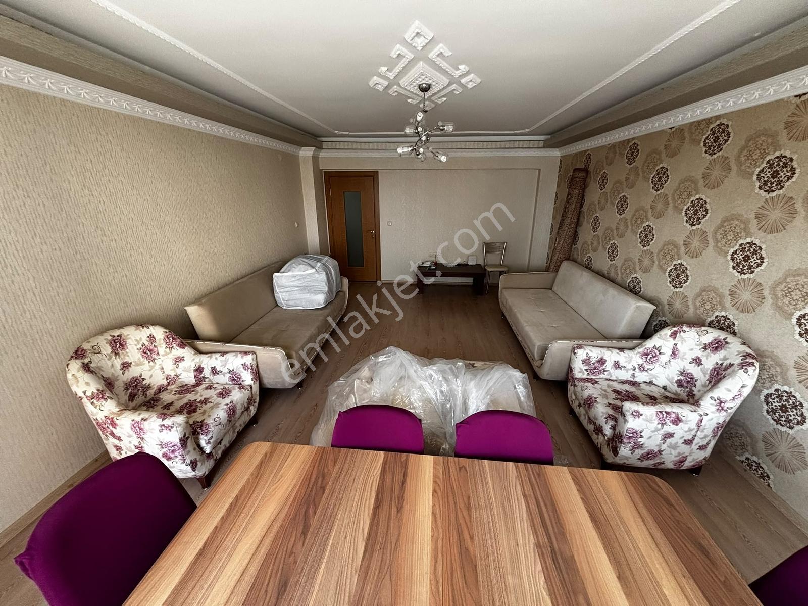 Şentepe De Site İçerisinde Geniş 3+1 Kiralık Daire - Görsel 3