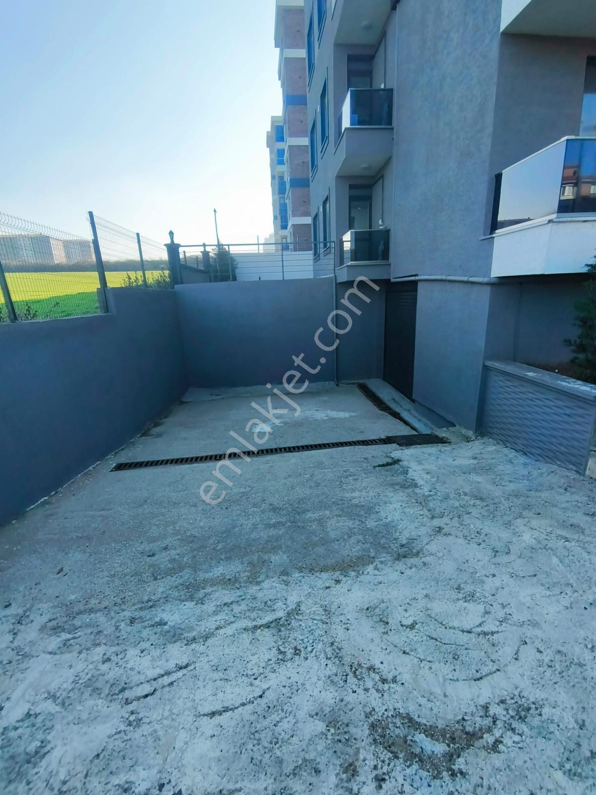 Yeni Mahallede Sıfır İskanlı Ebeveyn Banyolu Satılık 2+1 Daire - Görsel 20