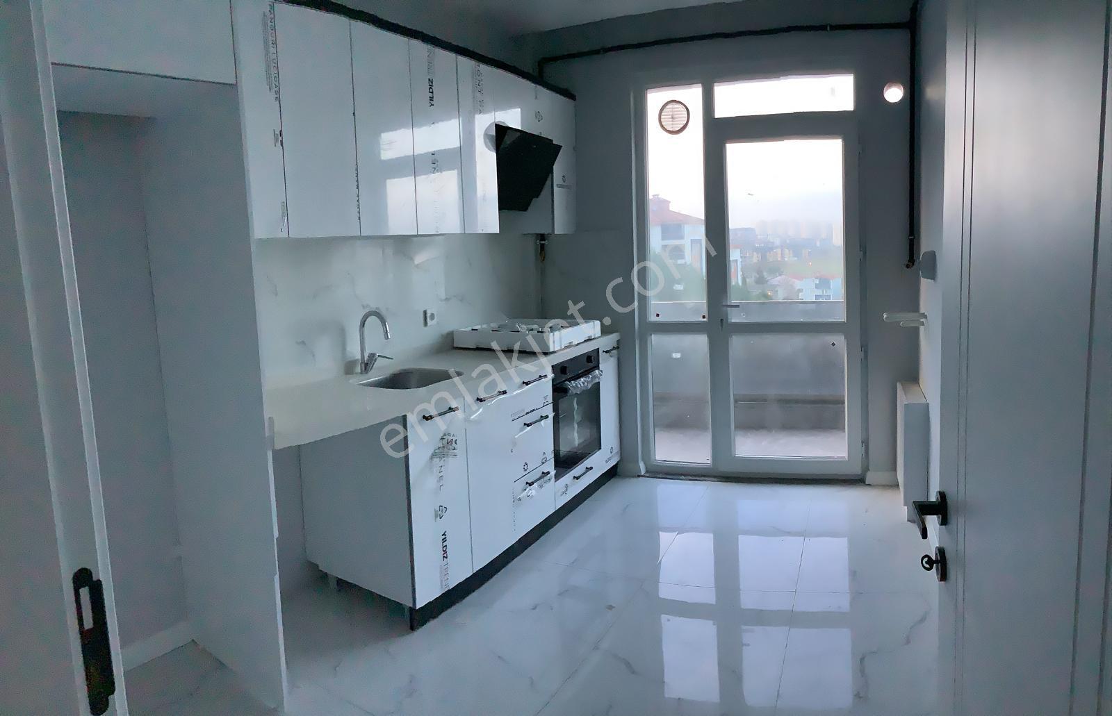 Yeni Mahallede Sıfır İskanlı Ebeveyn Banyolu Satılık 2+1 Daire - Görsel 4