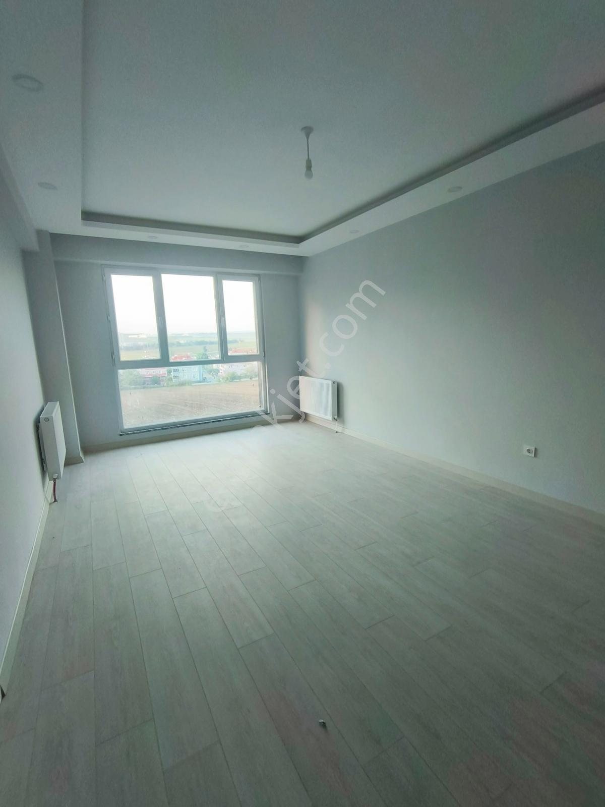 Yeni Mahallede Sıfır İskanlı Ebeveyn Banyolu Satılık 2+1 Daire - Görsel 15