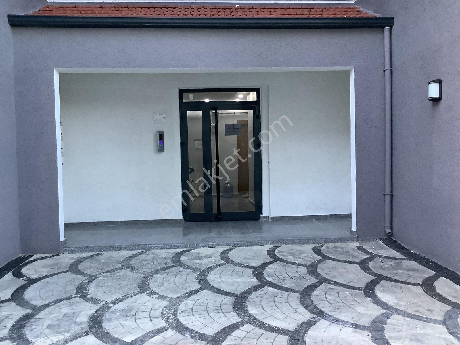 Yeni Mahallede Sıfır İskanlı Ebeveyn Banyolu Satılık 2+1 Daire - Görsel 6