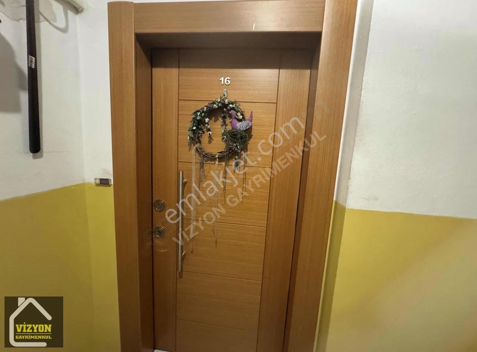 Küçükyalı'da Krediye Uygun Asansörlü Geniş Ve Kullanışlı 3+1 - Görsel 8