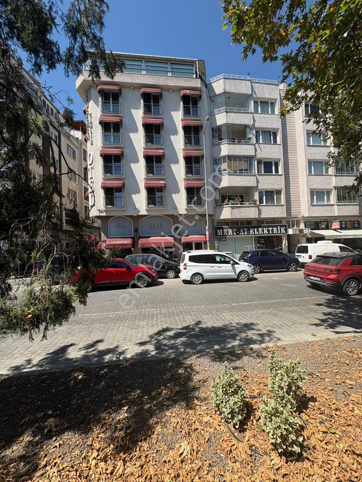 Biga İnönü Caddesi Satılık Daire