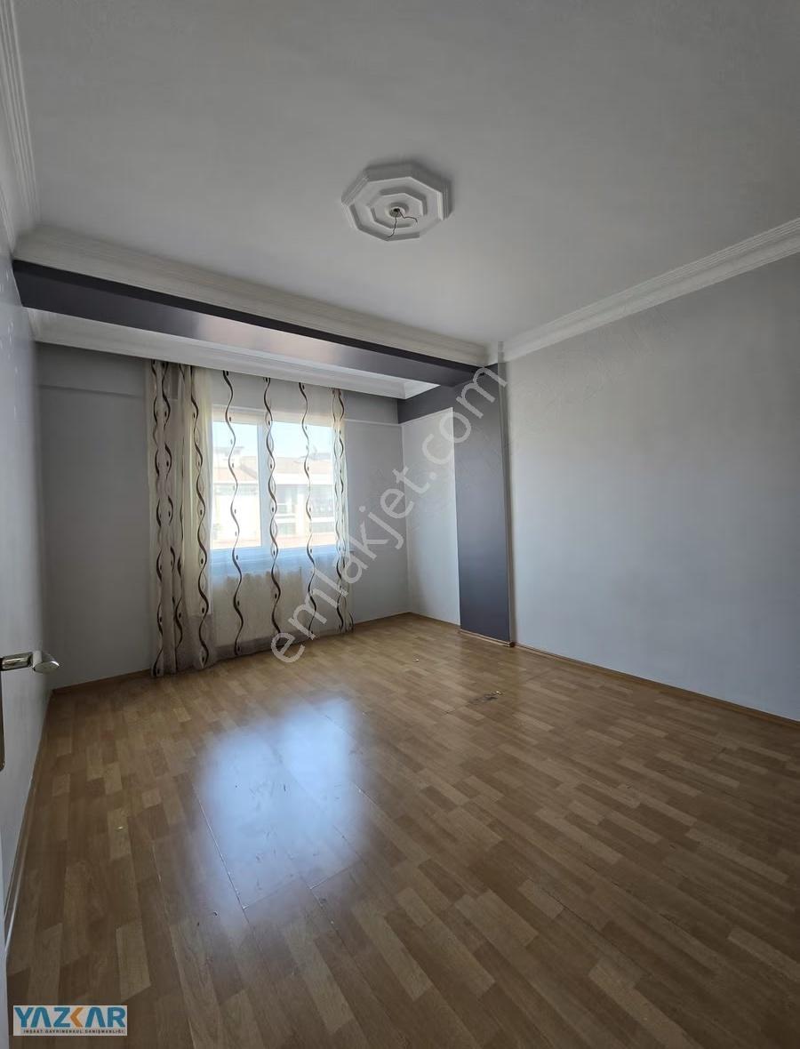Mehterçesme Mahallesinde Kiralık 2+1 Ara Kat - Görsel 11