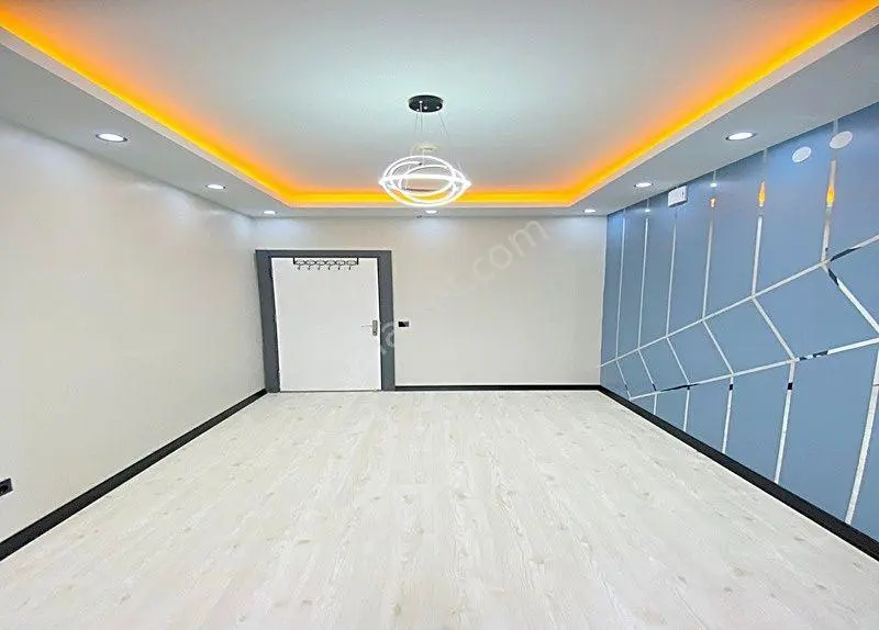 Ultra Lüx Site İçinde Yüksek Kira Garantili Satılık 3+1 Balkonlu - Görsel 7