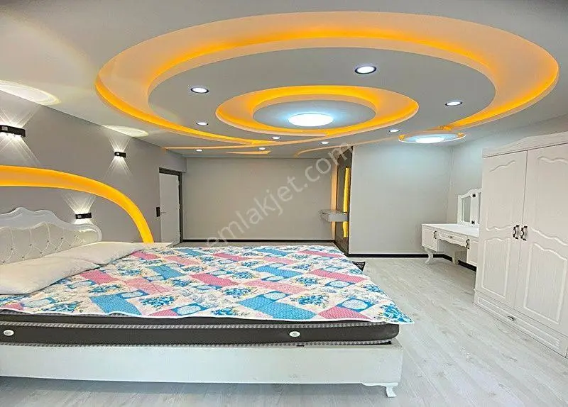 Ultra Lüx Site İçinde Yüksek Kira Garantili Satılık 3+1 Balkonlu - Görsel 25