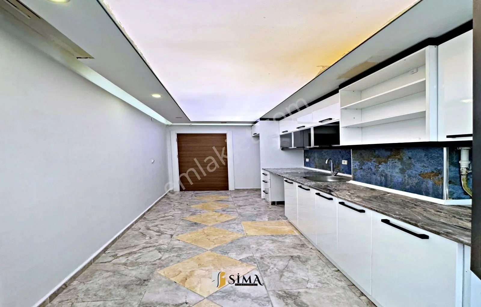 Butik Site İçi Ebeveyn Banyolu Kapalı Otoparklı Metrobüse 5 Dk - Görsel 17