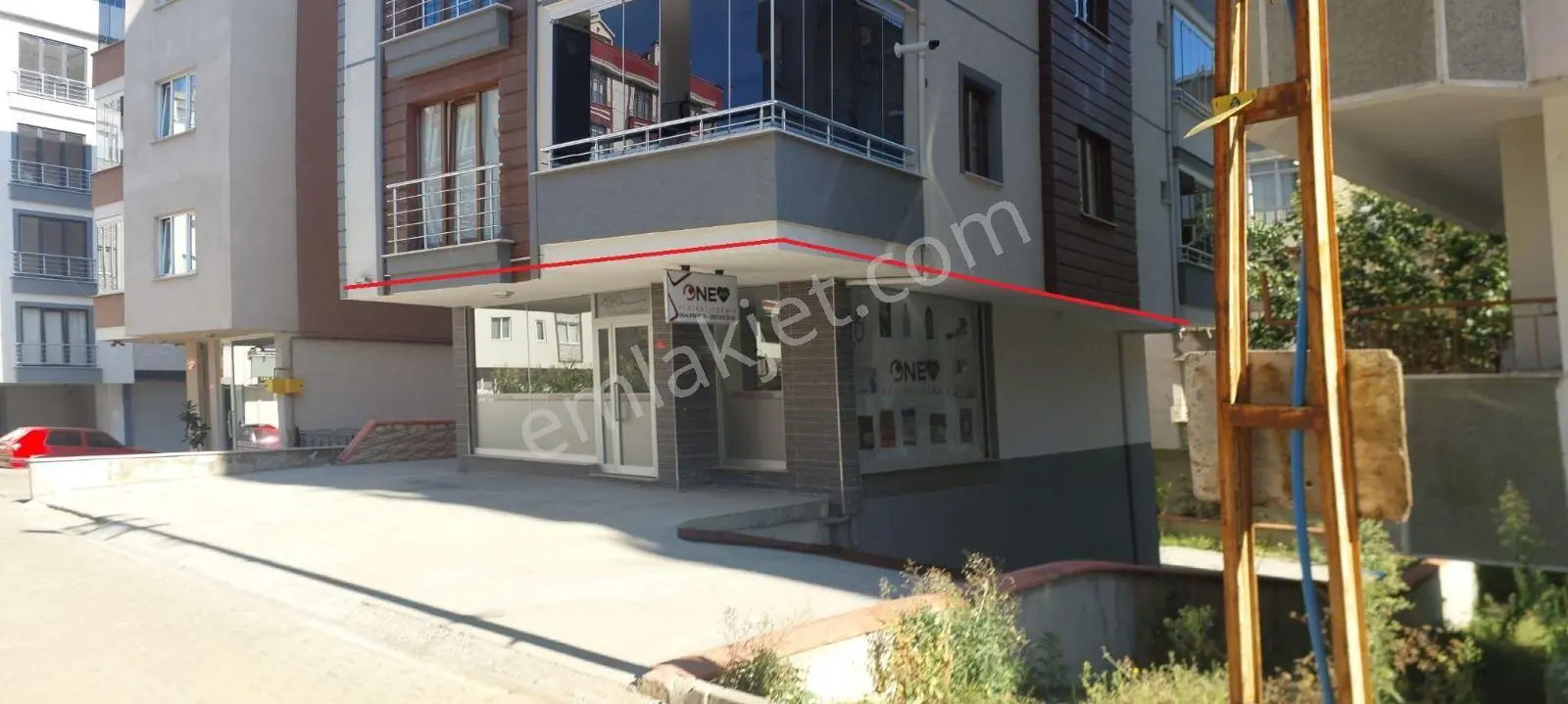 Öztürkler Gayrimenkulden Akçaabat Yaylacık Mah. Şehit Çoşkun Hotoman Sokakta Satılık Sıfır Dükkan