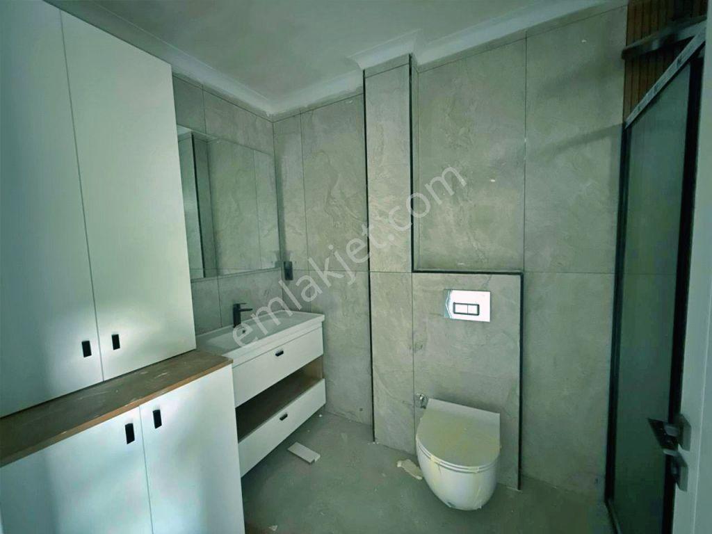 Uytundan Gürede Lüks Site Panoramik Deniz Manzaralı Bahçeli 1+1 - Görsel 24