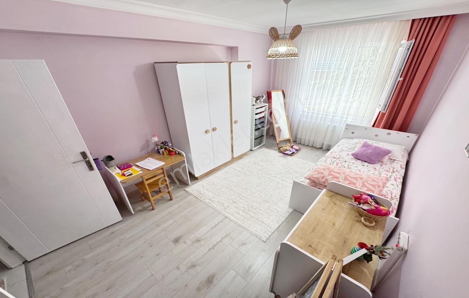 Kuşcağız Mahalle'sinde Kalbur Cadde Üzeri Geniş Asansörlü 5+1 - Görsel 19