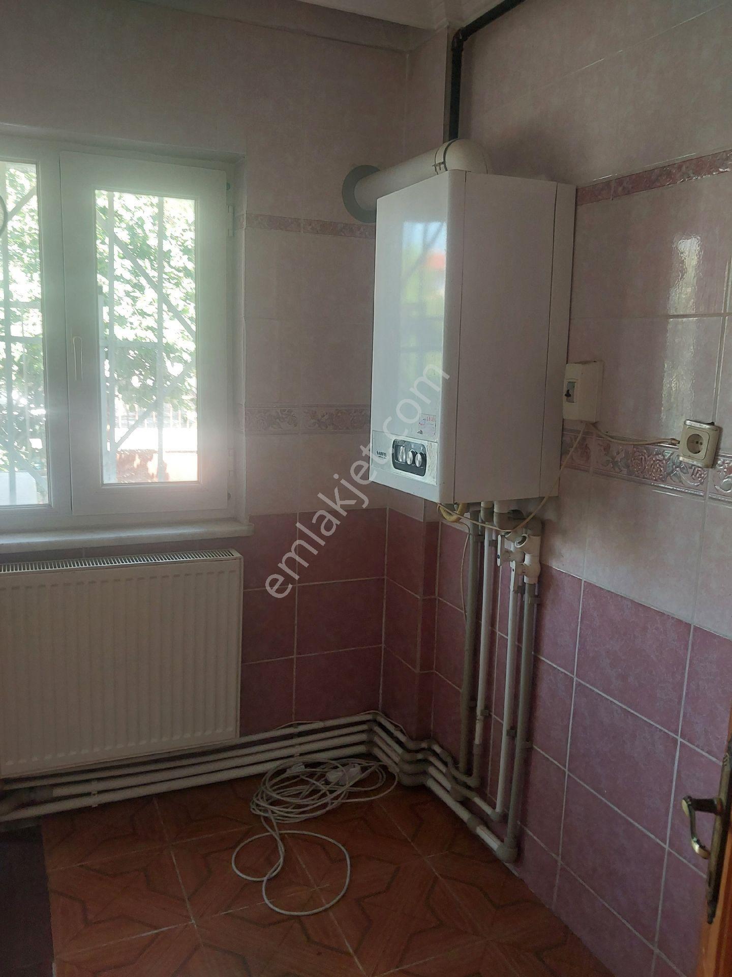 İnegölde Tekelevşerinde Kiralık Alt Kat Daire - Görsel 13