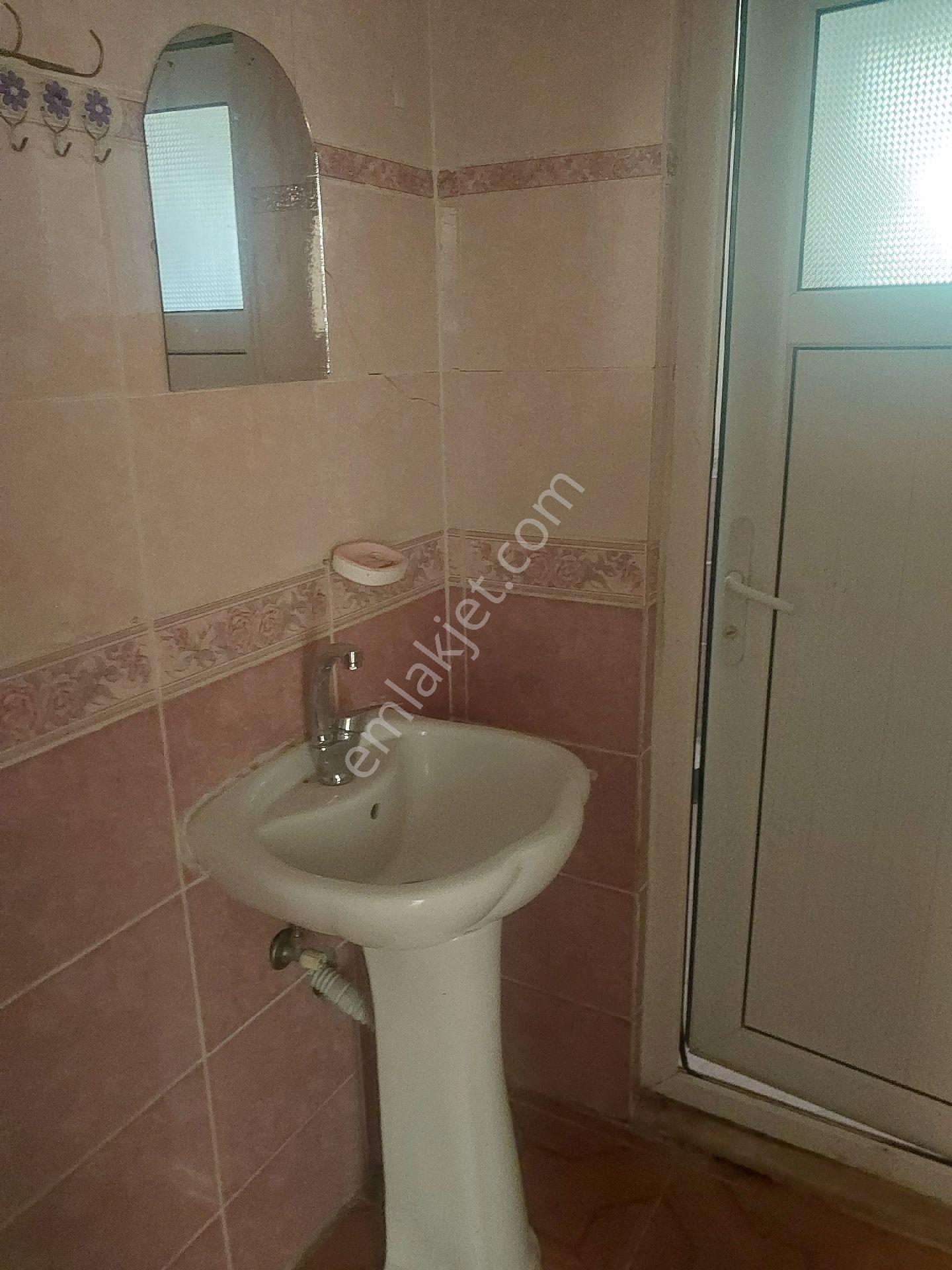 İnegölde Tekelevşerinde Kiralık Alt Kat Daire - Görsel 11