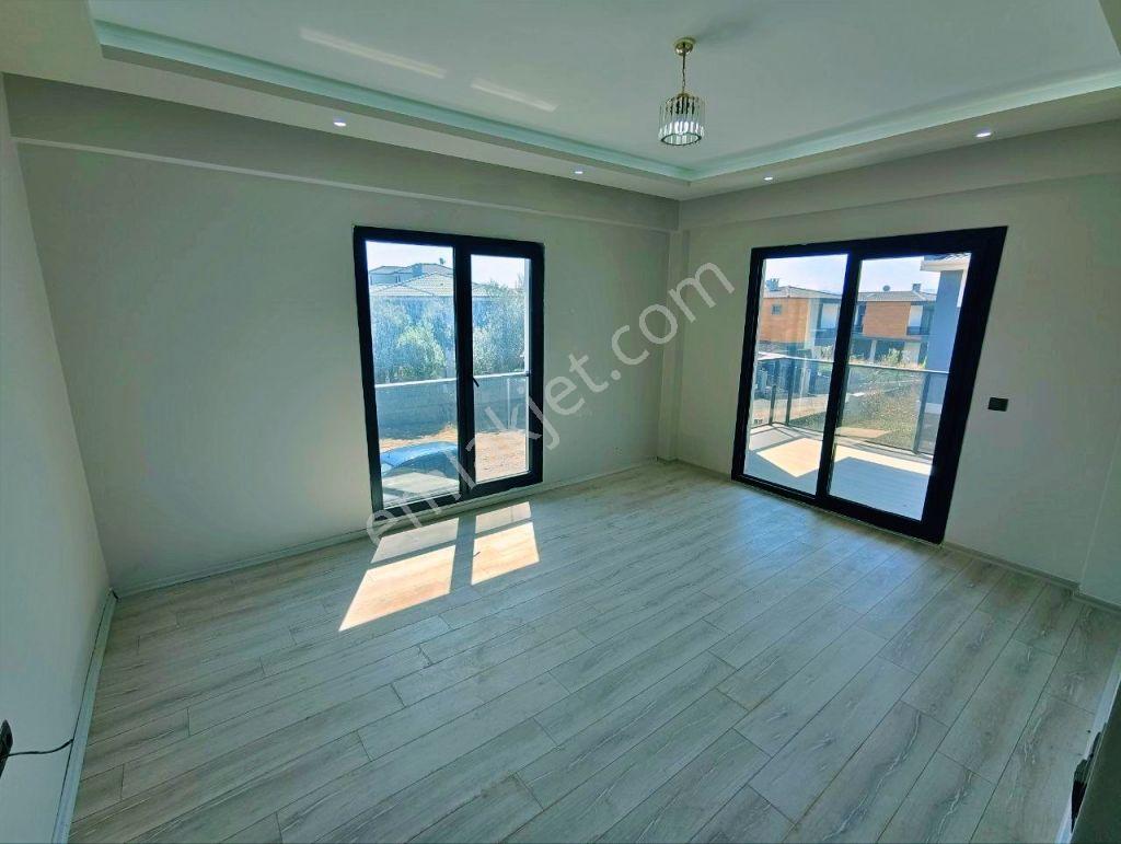 Uytundan Gürede Müstakil Havuzlu Ultra Lüks 5+1 Satılık Villa - Görsel 5