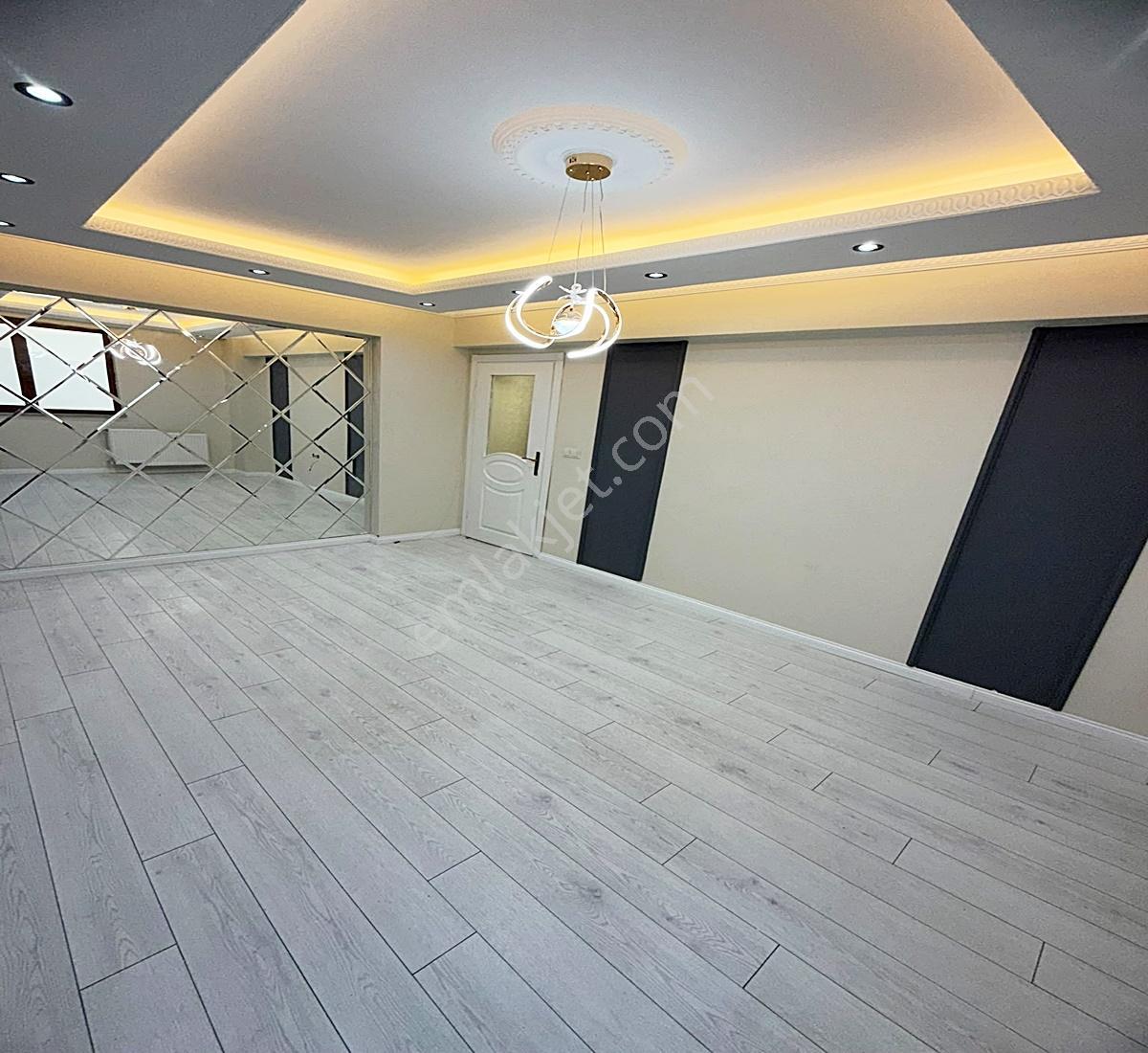 Mehterçeşme Mh'de Altı Sığınaklı İskanlı Bahçeli 2+1 Daire - Görsel 25