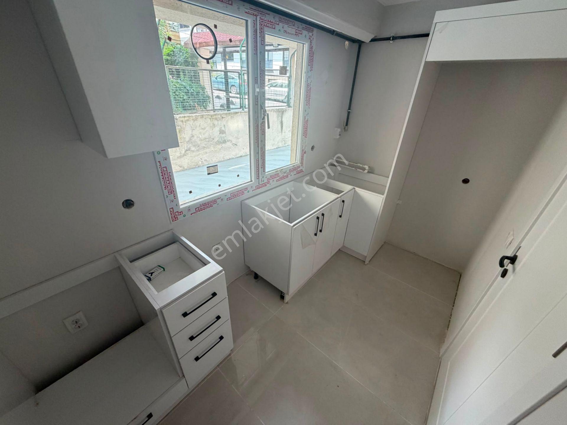 Bahçelievler'de Butik Sitede K.otoparklı Sıfır 2+1 Bahçe Katı - Görsel 16