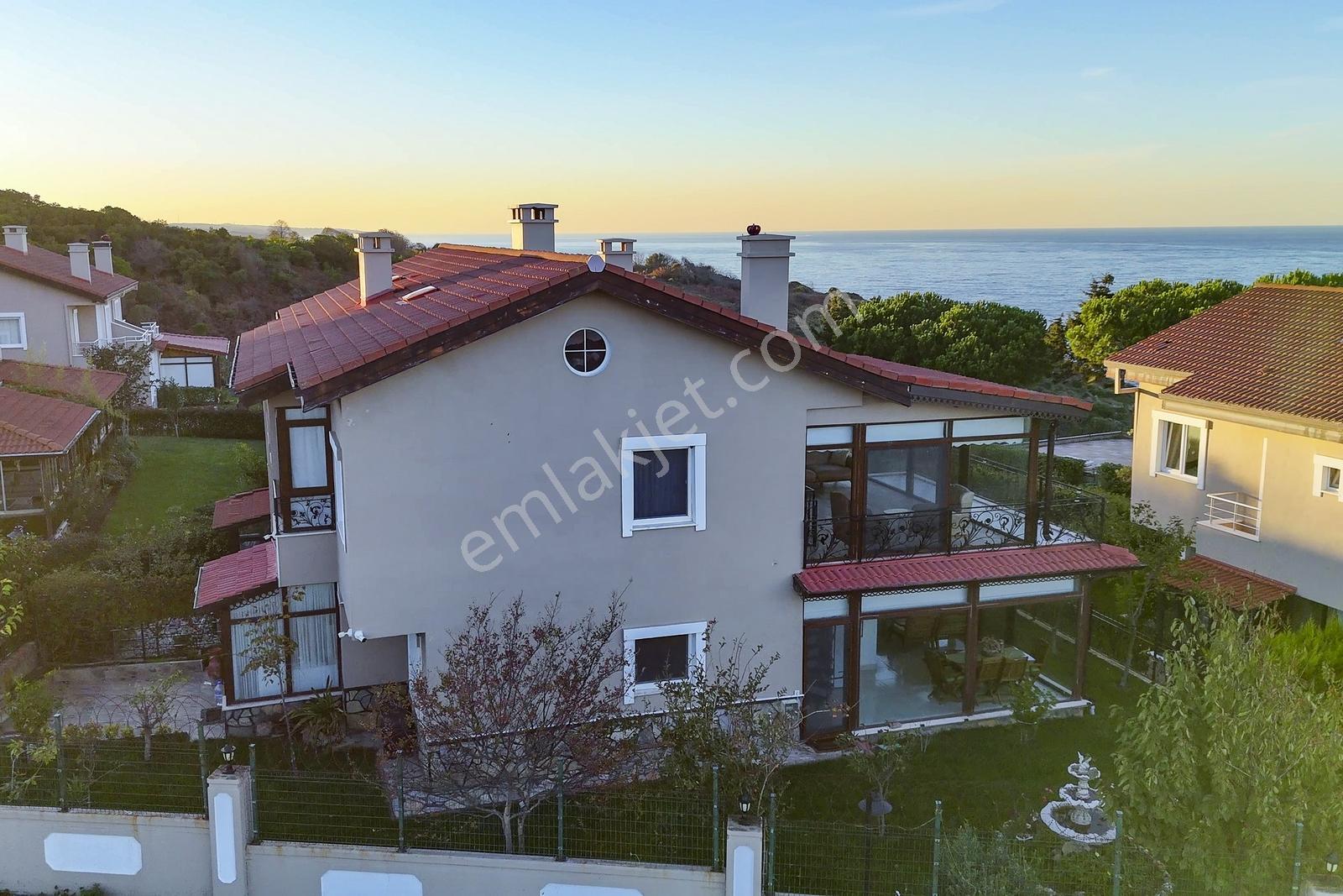 Özlem Karaca'dan İmrenli De 4+1 Muhteşem Lüx Villa - Görsel 4