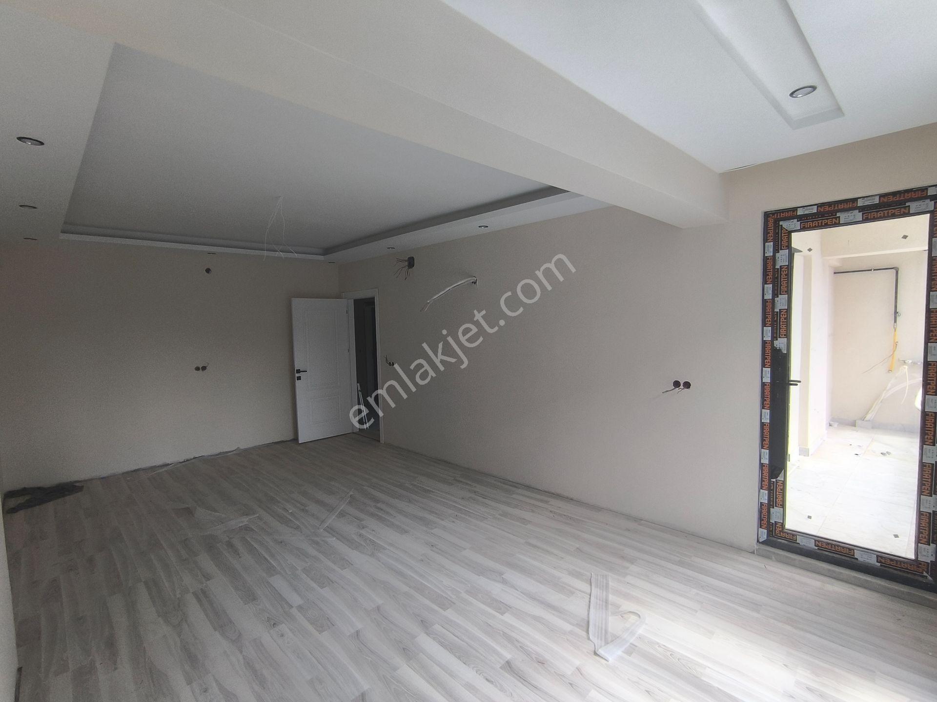 Adıyaman Turgutreis Zey Caddesinde Kiralık 3+0 Sıfır Ofis - Görsel 12