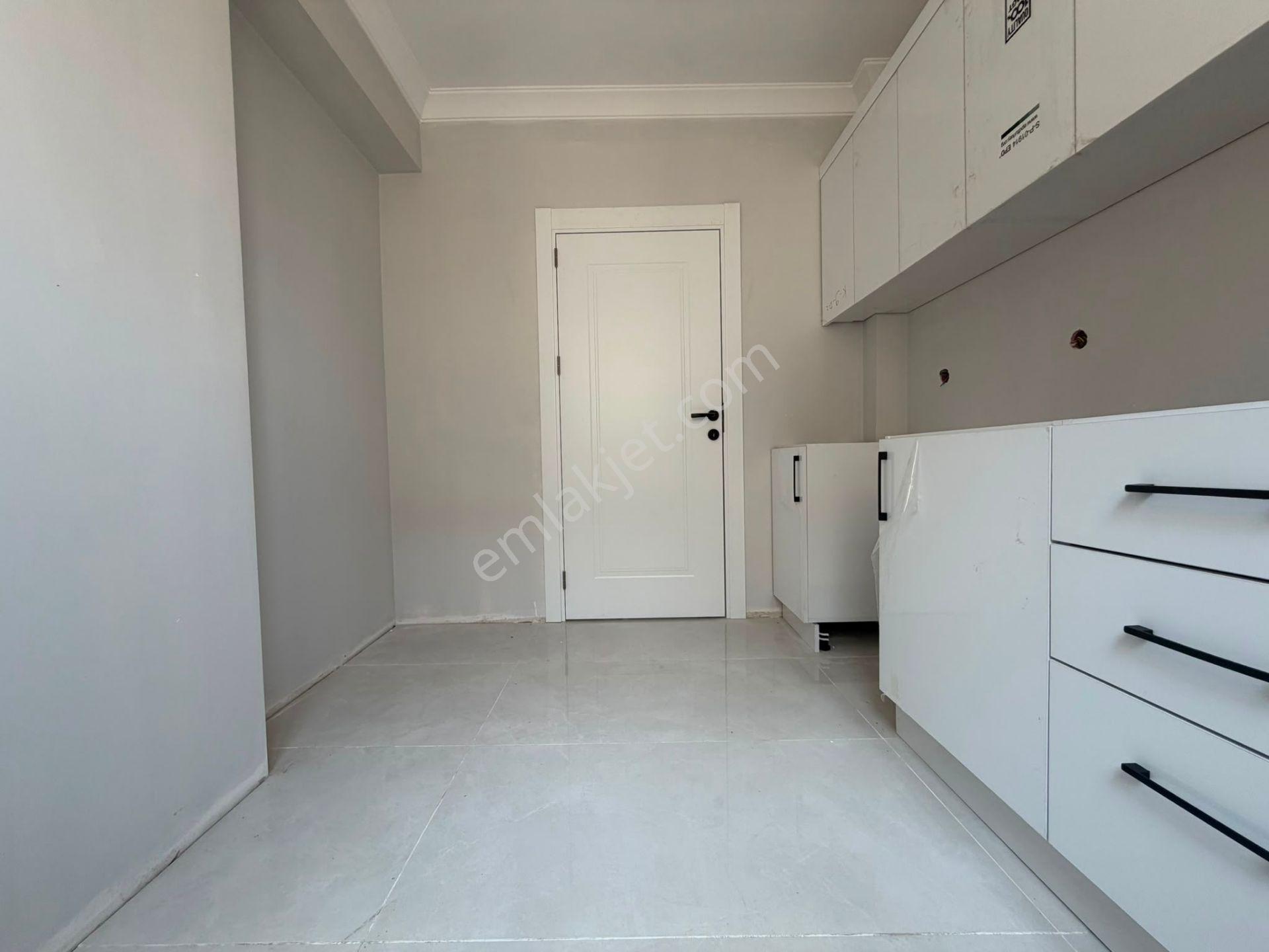 Bahçelievler'de Butik Sitede K.otoparklı Sıfır 2+1 Ara Kat - Görsel 12