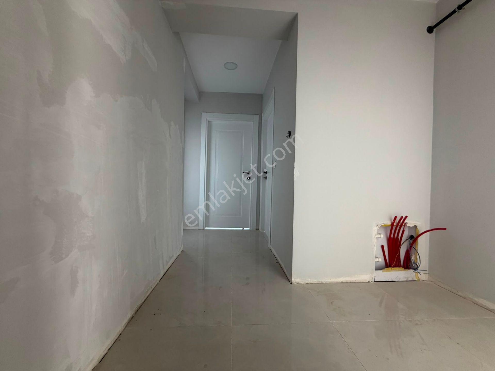 Bahçelievler'de Butik Sitede K.otoparklı Sıfır 2+1 Ara Kat - Görsel 24