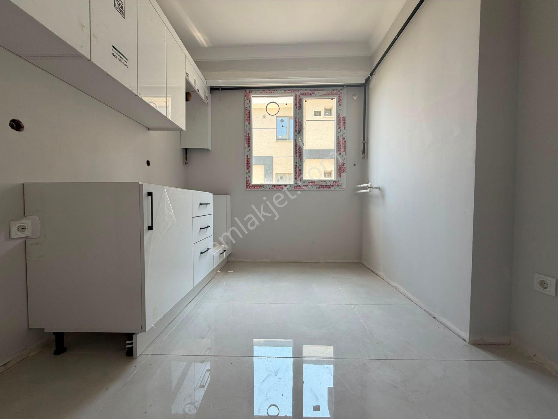 Bahçelievler'de Butik Sitede K.otoparklı Sıfır 2+1 Ara Kat - Görsel 15