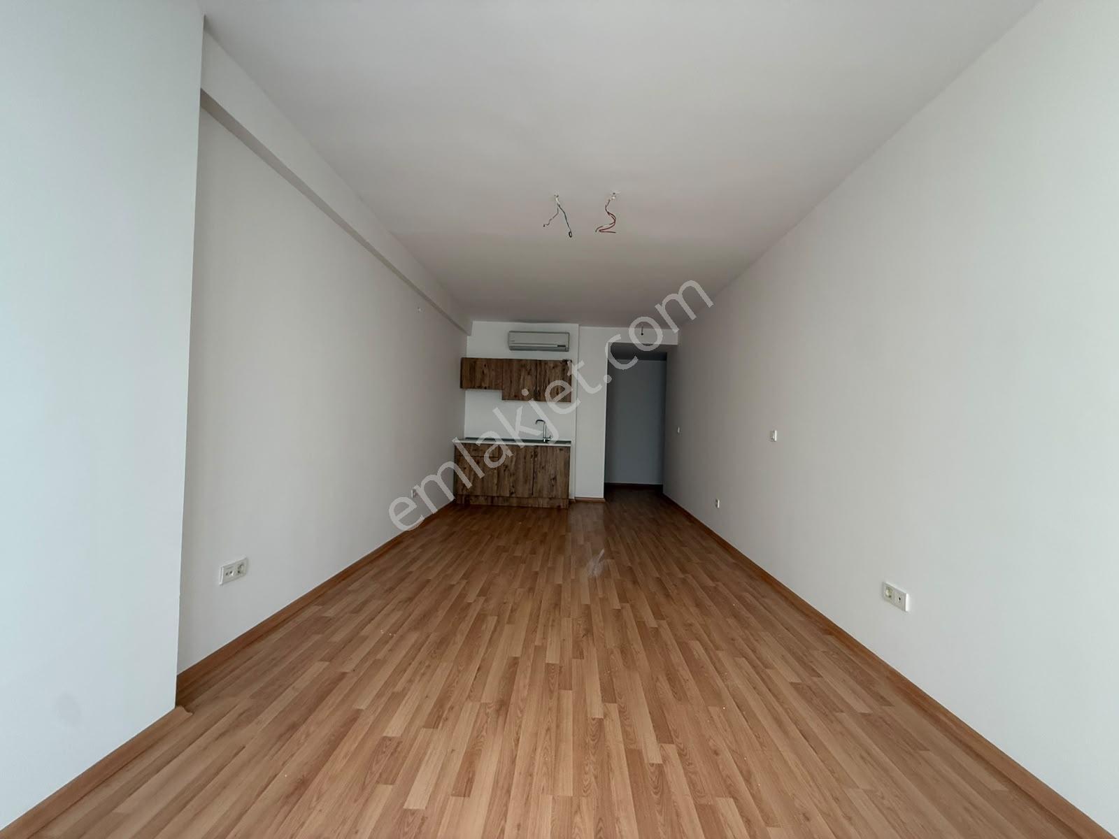 Kağıthane Hürriyet Mh Adliye Yanı Kiralık 1+0 45m2 Ofis İşyeri - Görsel 8