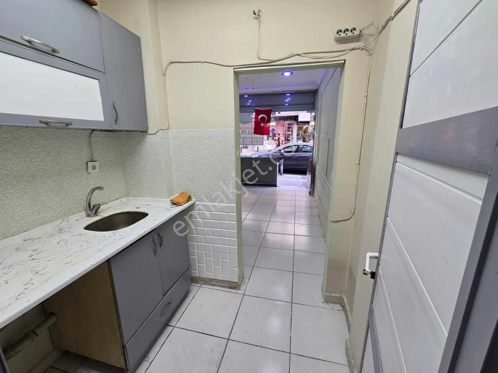 Balçova Ata Caddesinde İşlek Konumda Kiralık Dükkan - Görsel 14