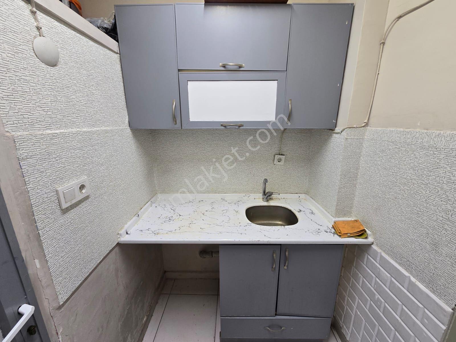 Balçova Ata Caddesinde İşlek Konumda Kiralık Dükkan - Görsel 16