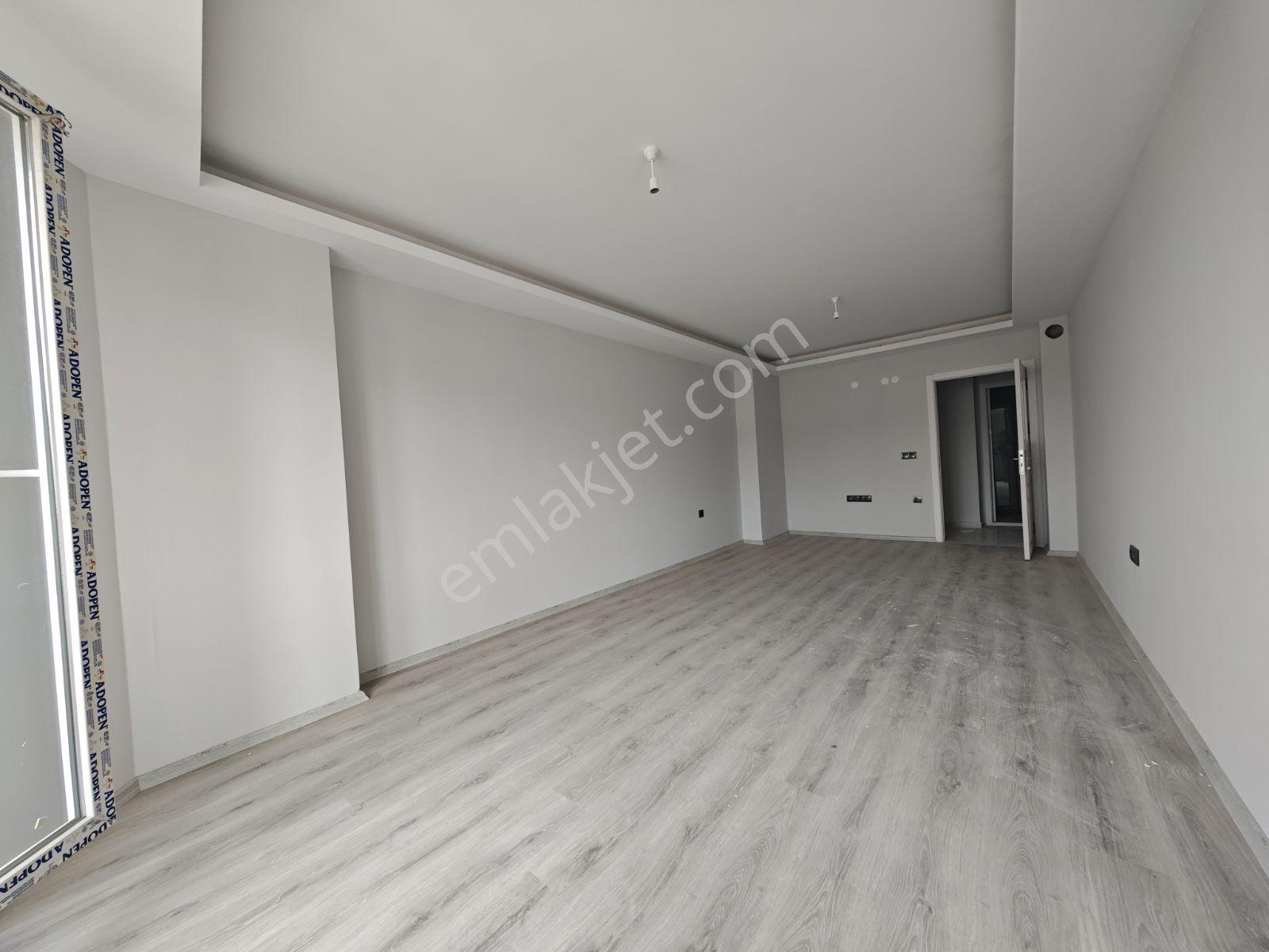Hisar'dan Şehrin Merkezinde Deniz Mnz. Bulvara Cephe 3+1 Daire - Görsel 3