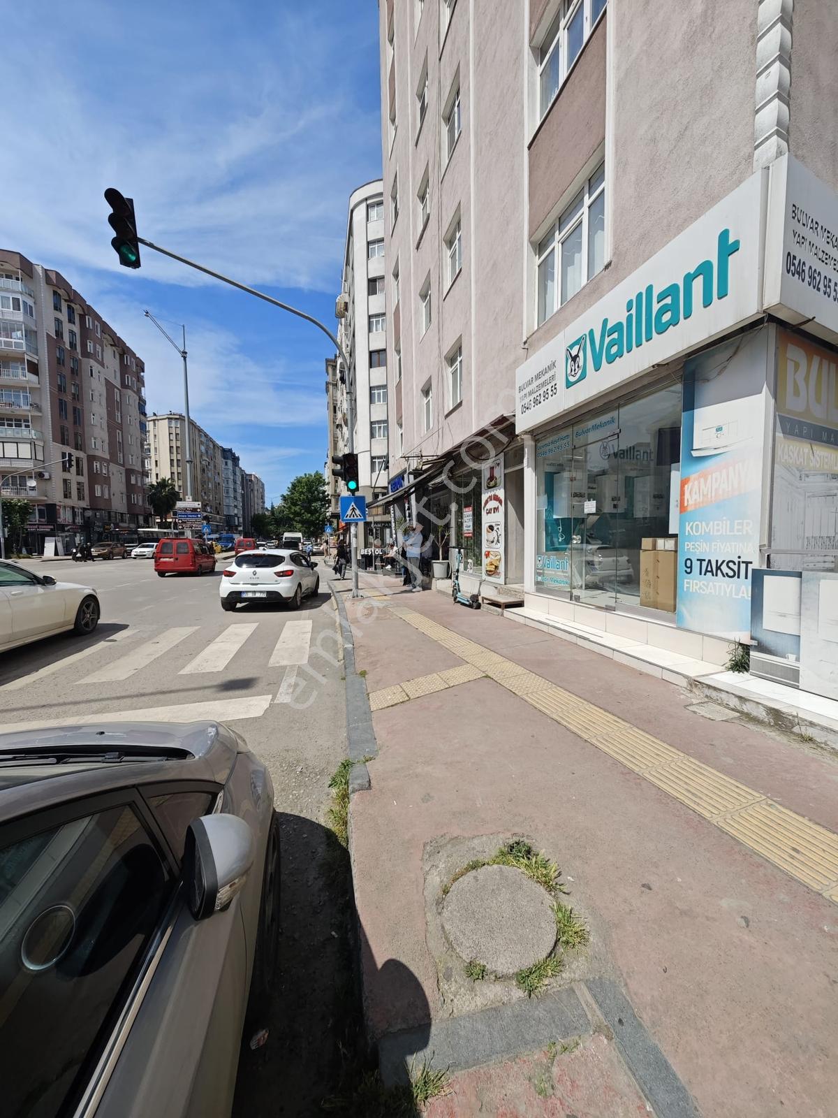 Hisar'dan 100.yıl Bulvarın'da İşlek Cadde Üzrn'de Kiralık Dükkan - Görsel 2