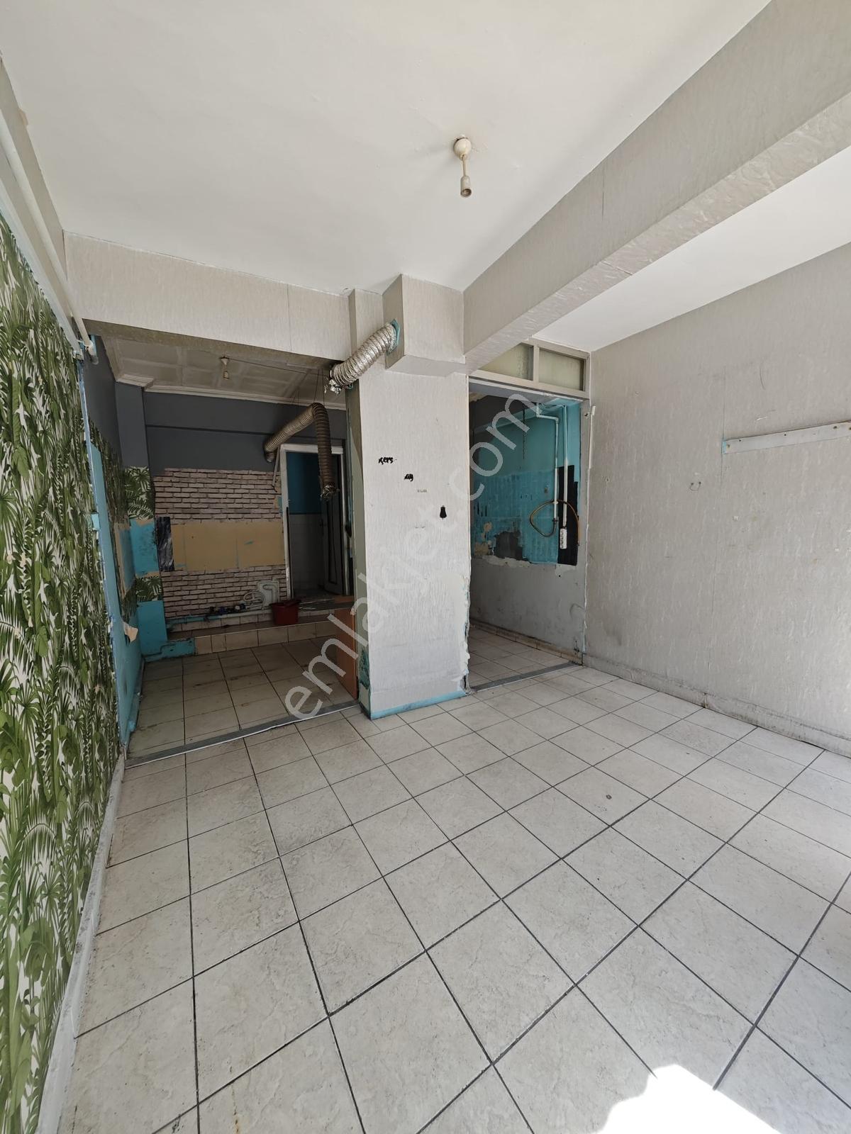 Hisar'dan 100.yıl Bulvarın'da İşlek Cadde Üzrn'de Kiralık Dükkan - Görsel 4
