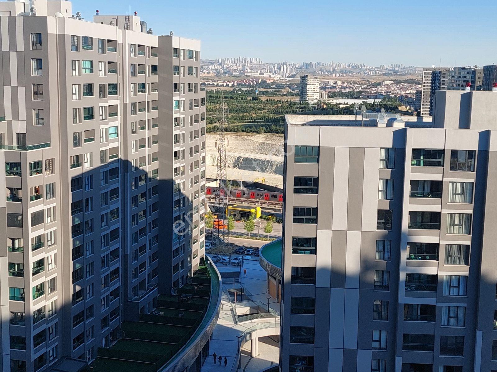 Metro Yanı Ap İst Port Terrace Manzaralı Kiralık 2+1 Daire