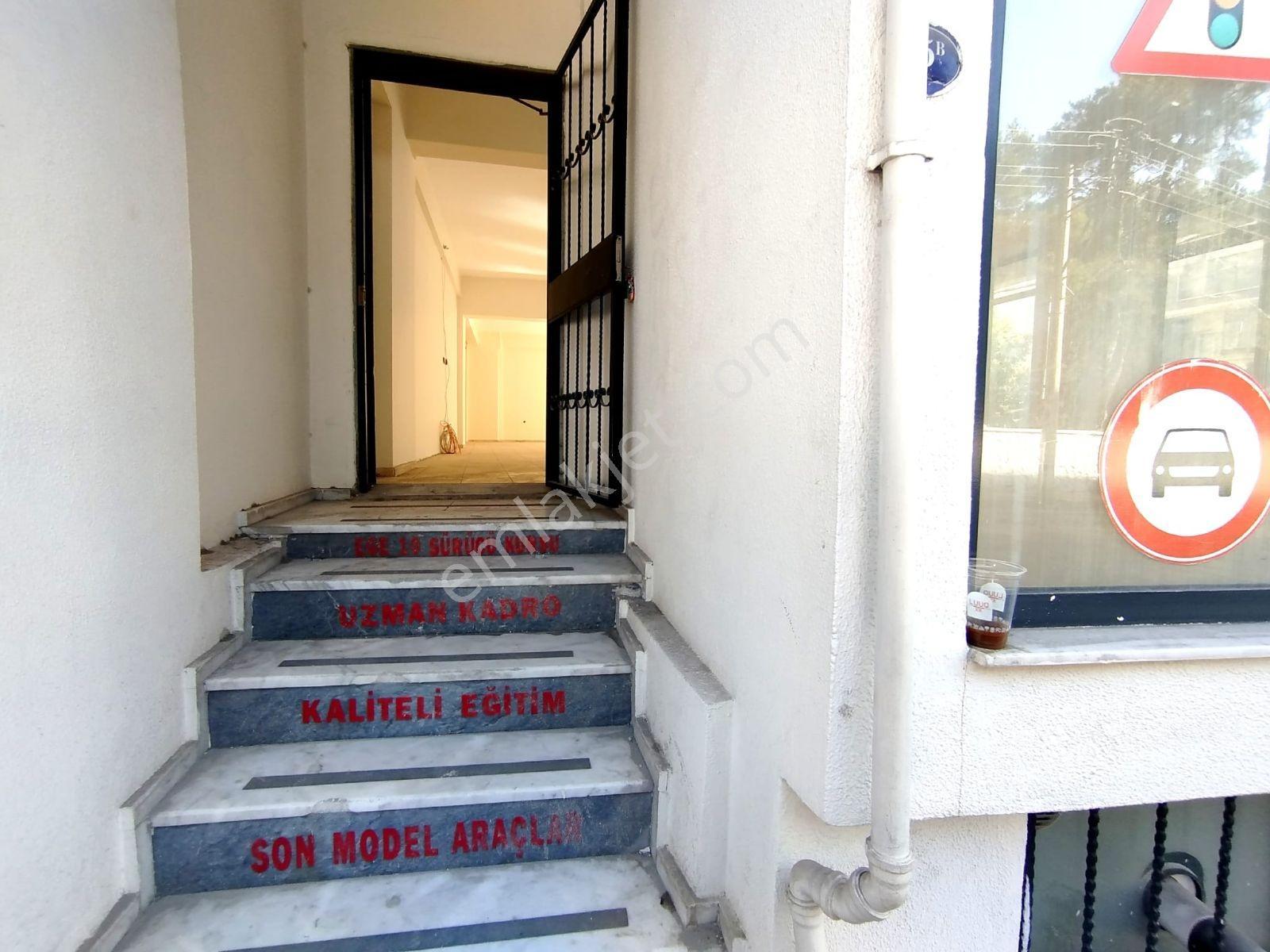 İzmir Buca Adatepe Mah Erdem Cd Üzeri 220 Metrekare Yüksek Giriş - Görsel 10